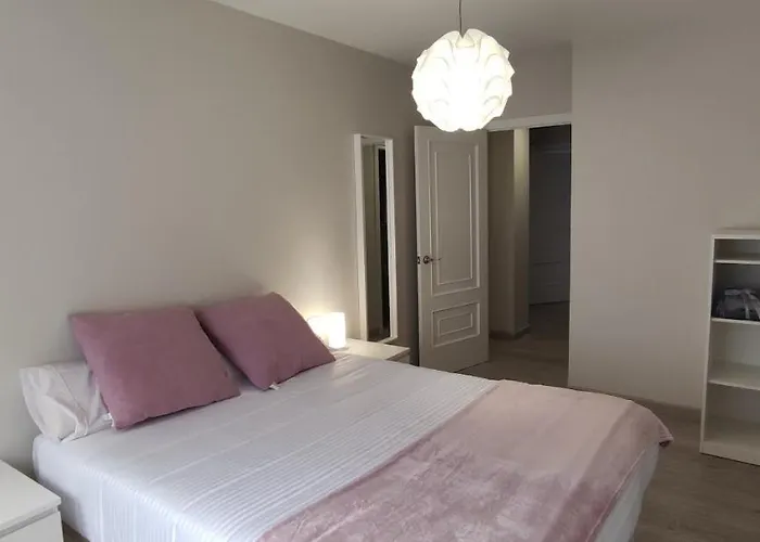 דירה The Urban Flat ויגו